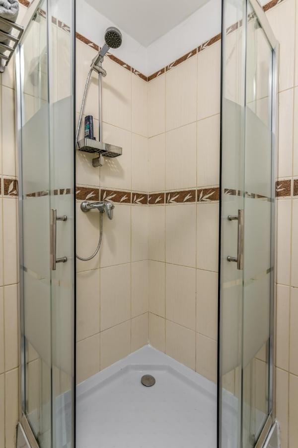 Little Cola In Dohany Street With Ac Apartment Budapest